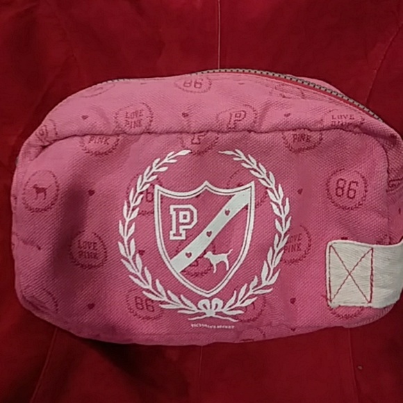 PINK Victoria's Secret Handbags - 🔥 Victoria's Secret bag